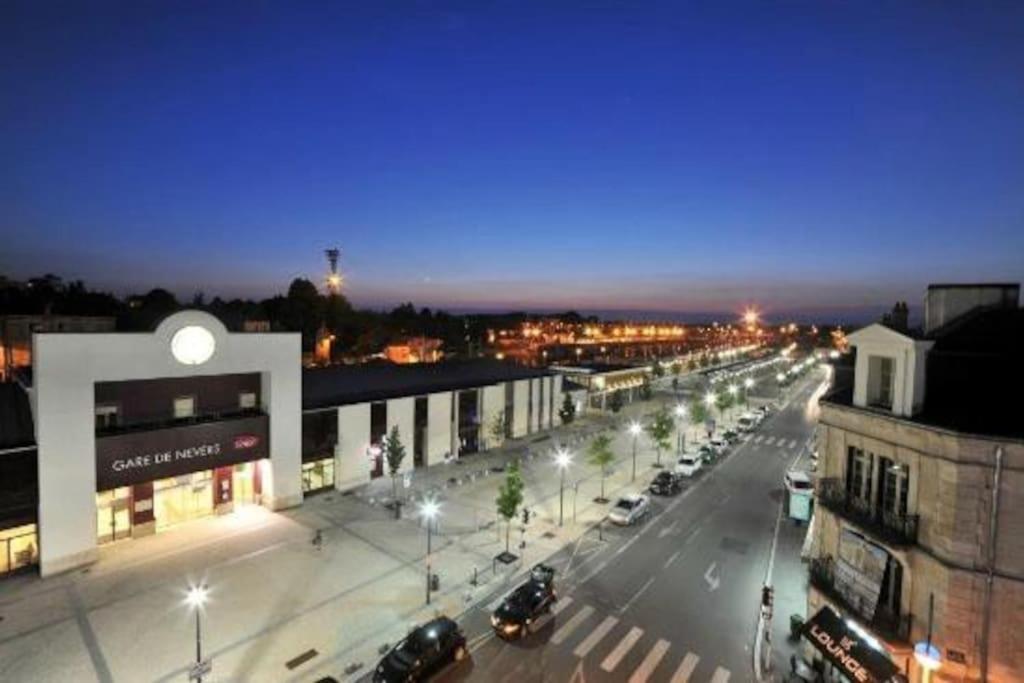 Nevers, Appartement De Standing Proche De La Gare Ngoại thất bức ảnh