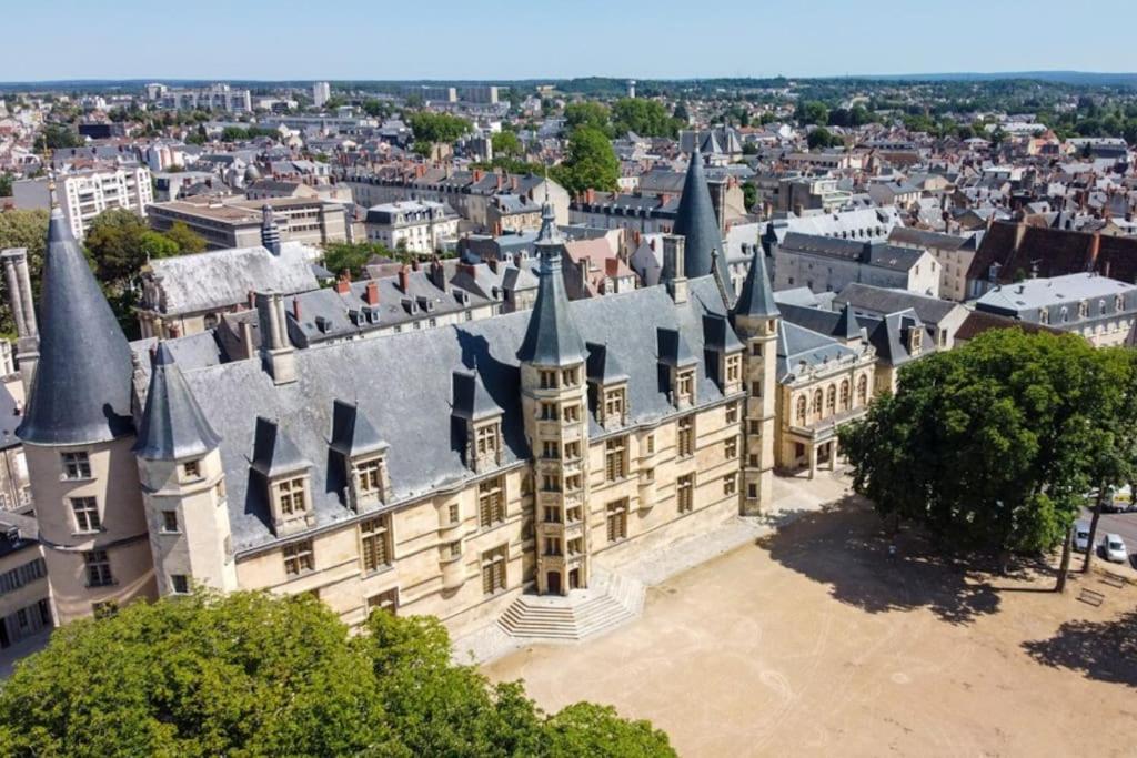 Nevers, Appartement De Standing Proche De La Gare Ngoại thất bức ảnh